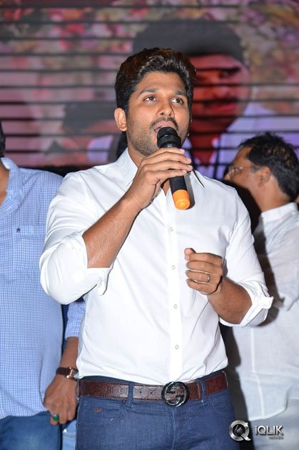 Son-Of-Sathyamurthy-Movie-Success-Meet-at-Vizag